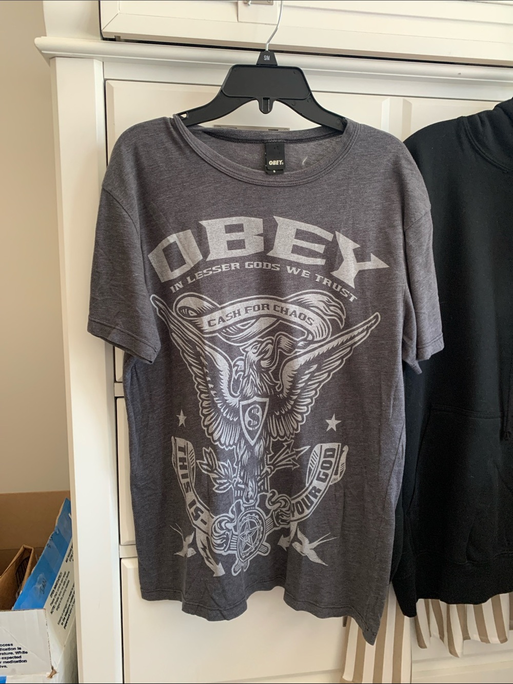 Obey Men's Graphic Short-Sleeve Tee - Charcoal Gray with Light Gray Print